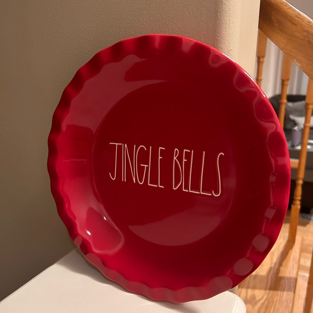 🇺🇸RAE DUNN JINGLE BELLS PIE DISH